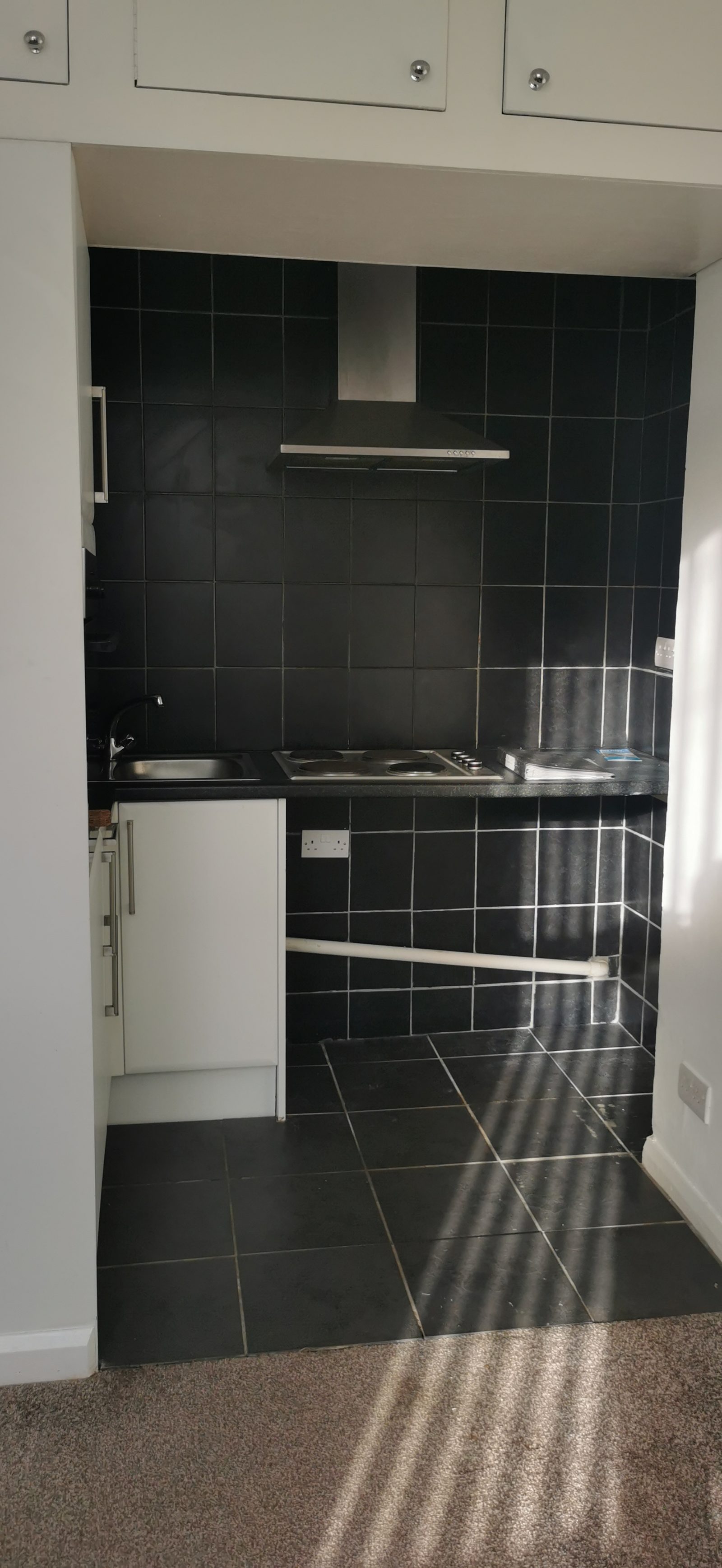Photo 3 of Flat 1, Haddington Road, Plymouth