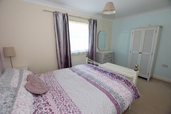 Photo 3 of 36 Trevail Way, Plymouth