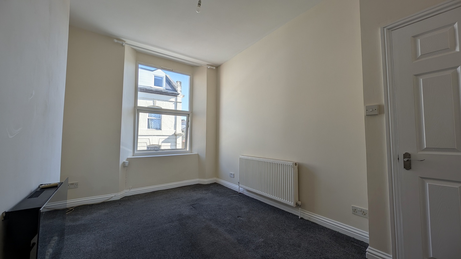 Photo 3 of Flat 2, Healy Place, Plymouth