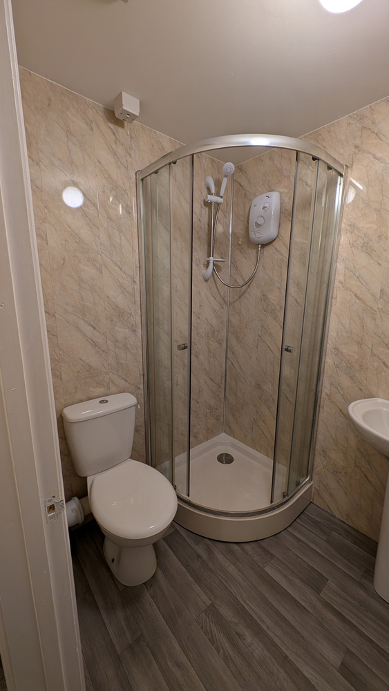 Photo 4 of Flat 7, Exmouth Road, Plymouth